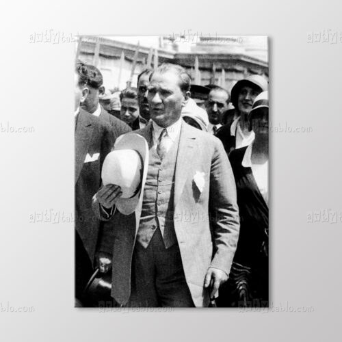 Atatürk Kalabalıkla Yürürken Tablo kanvas tablo