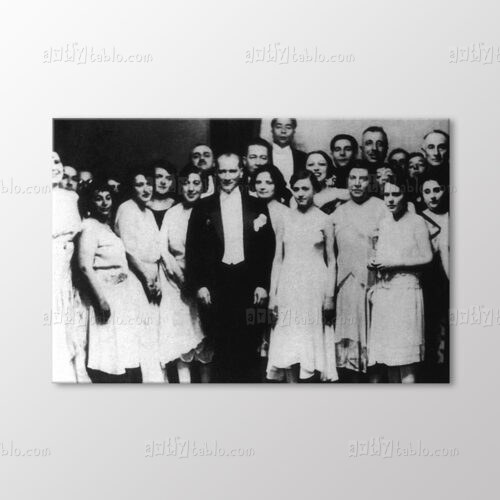 Atatürk Balo Gecesinde Kalabalıkla Tablo kanvas tablo