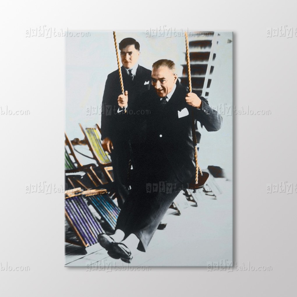 Atatürk Salıncakta Tablo kanvas tablo